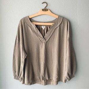 ♦️5/$15♦️ BKE | Raw-Edge Ribbed Baggy Olive V-Neck Long Balloon-Sleeve Blouse